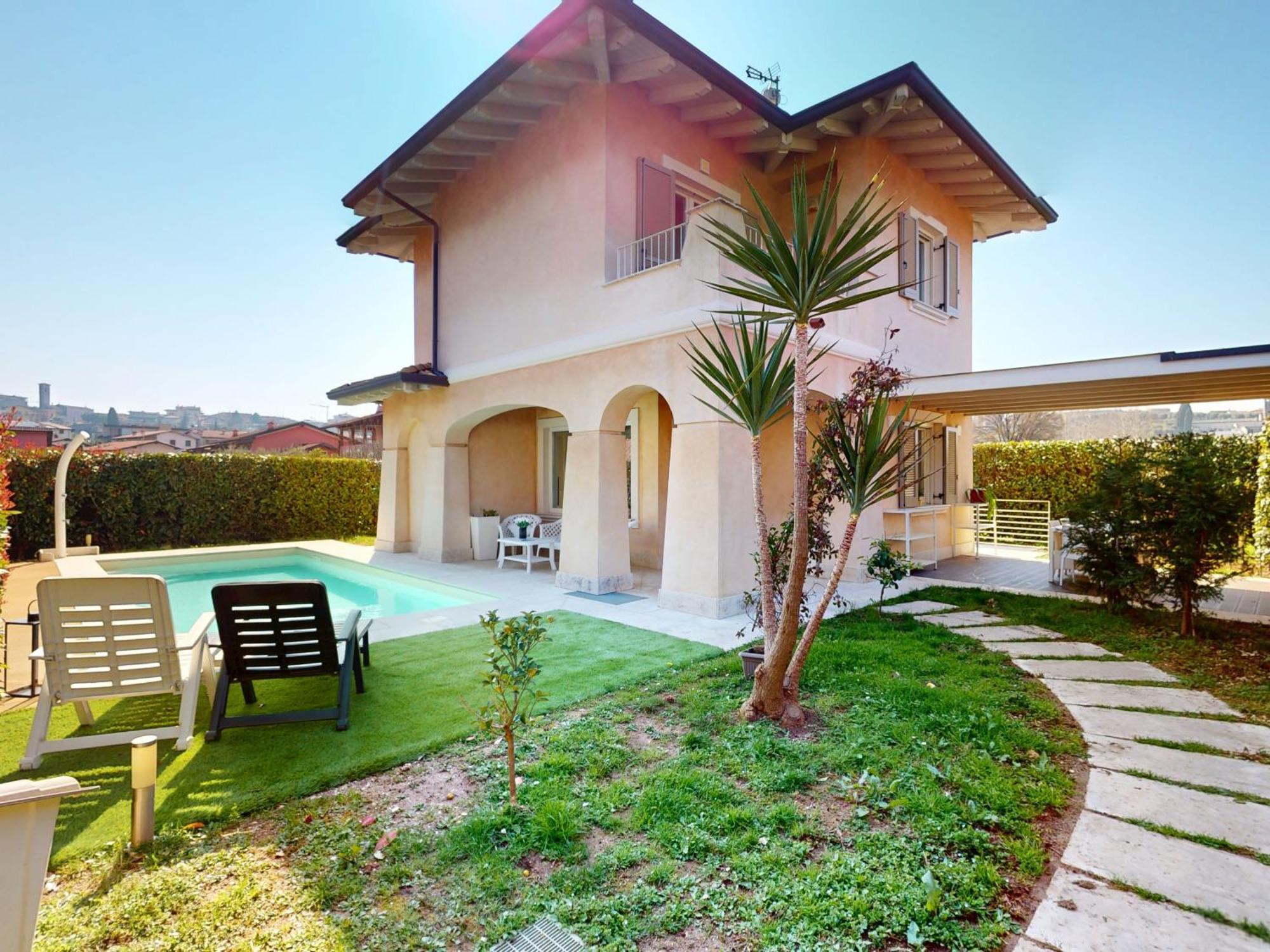 Villa Dolcevita By Bookinggardalake Manerba del Garda Buitenkant foto